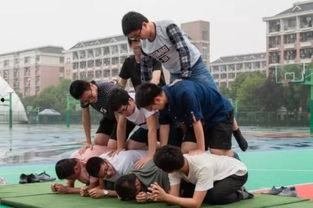 襄职操场男女吃瓜事件,一场关于性别与舆论的校园事件