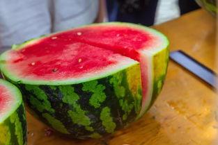 湛江网红吃瓜事件,揭秘网络舆论的风暴与真相