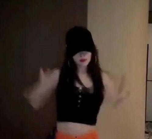 跳舞吃瓜事件最新视频在线观看